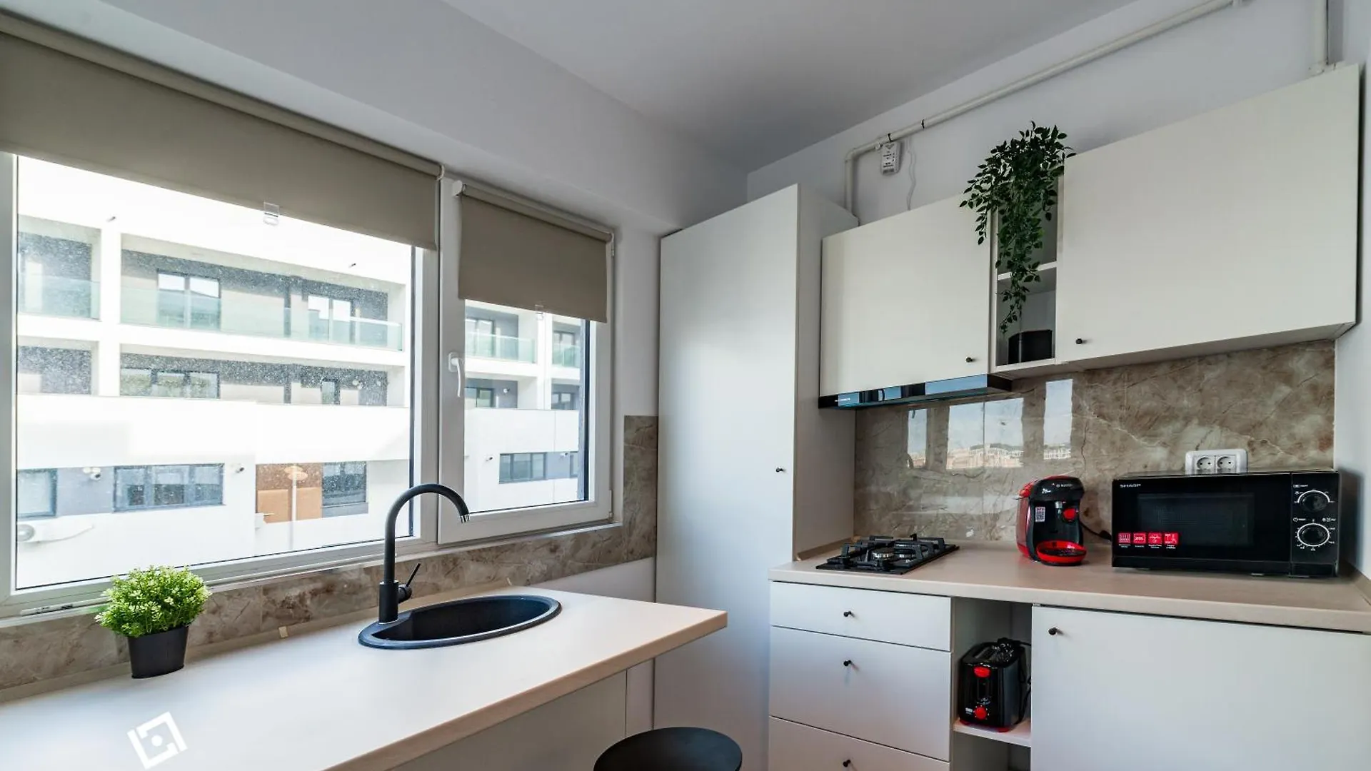 Xurban Apartments Elite Bucharest 0*,  Romania
